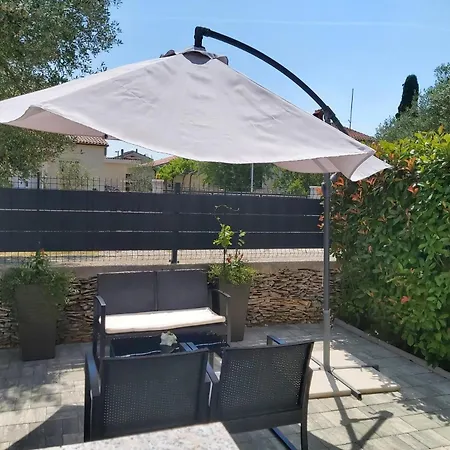 App Maria Apartament *